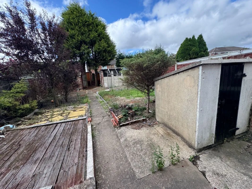 Eckington, Sheffield, South Yorkshire, S21 4AQ - Online Auctions