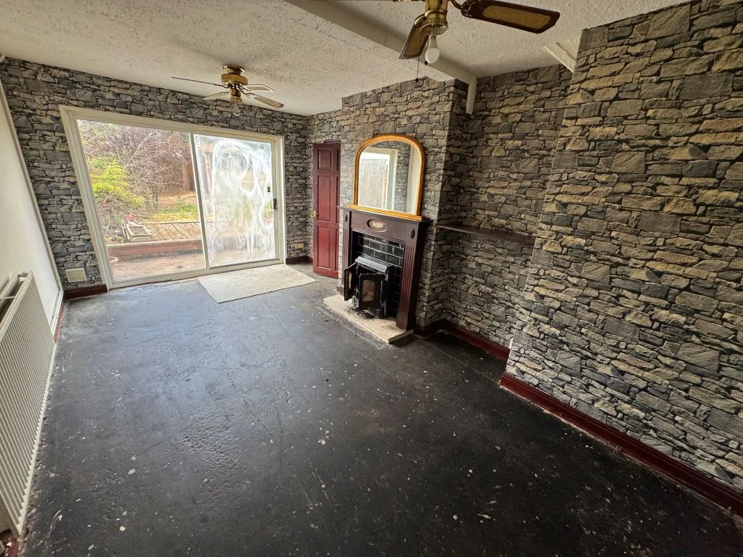 Eckington, Sheffield, South Yorkshire, S21 4AQ - Online Auctions