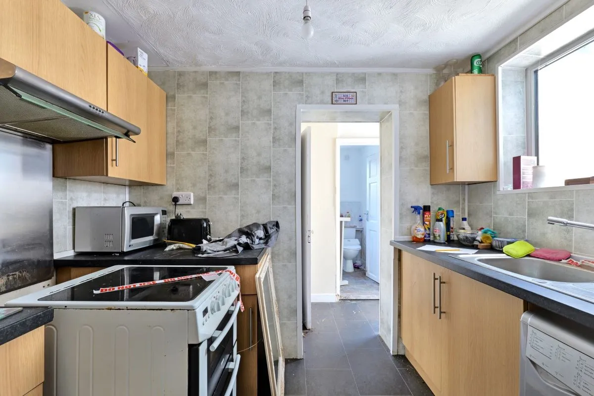 Littlehampton, West Sussex, BN17 7DE - Online Auctions