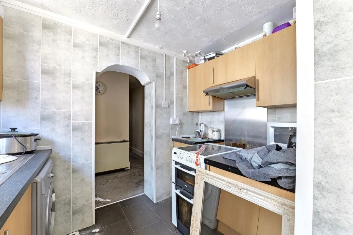 Littlehampton, West Sussex, BN17 7DE - Online Auctions