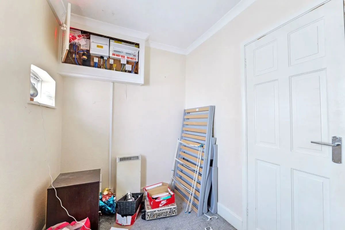 Littlehampton, West Sussex, BN17 7DE - Online Auctions