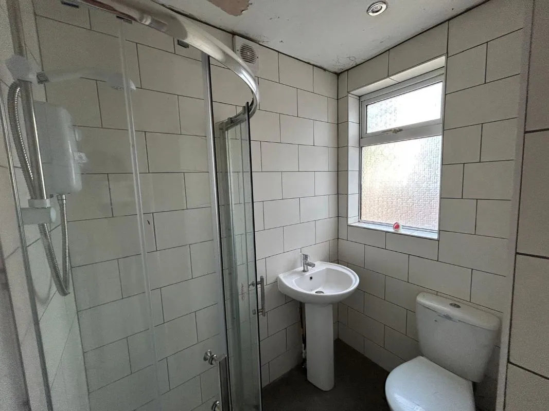 Sheffield, South Yorkshire, S2 1UF - Online Auctions