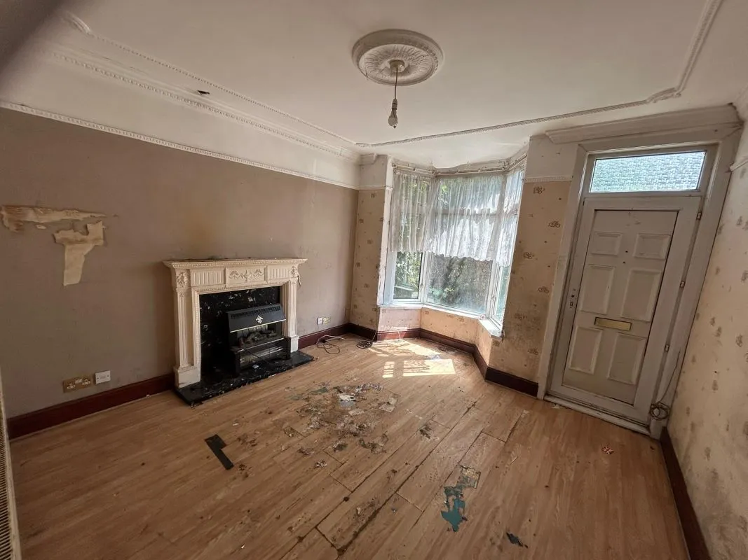 Sheffield, South Yorkshire, S2 1UF - Online Auctions