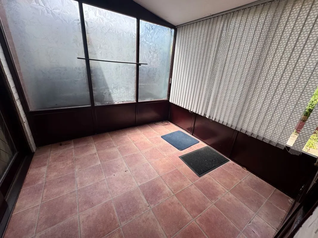 Barnsley, South Yorkshire, S70 2LD - Online Auctions