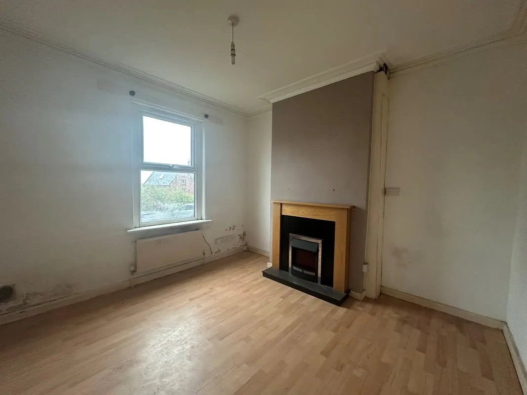 Barnsley, South Yorkshire, S70 4HT - Online Auctions
