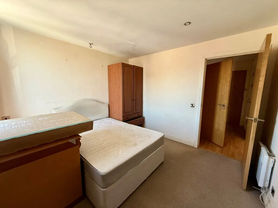 3 North Bank, Sheffield, South Yorkshire, S3 8JT - Online Auctions