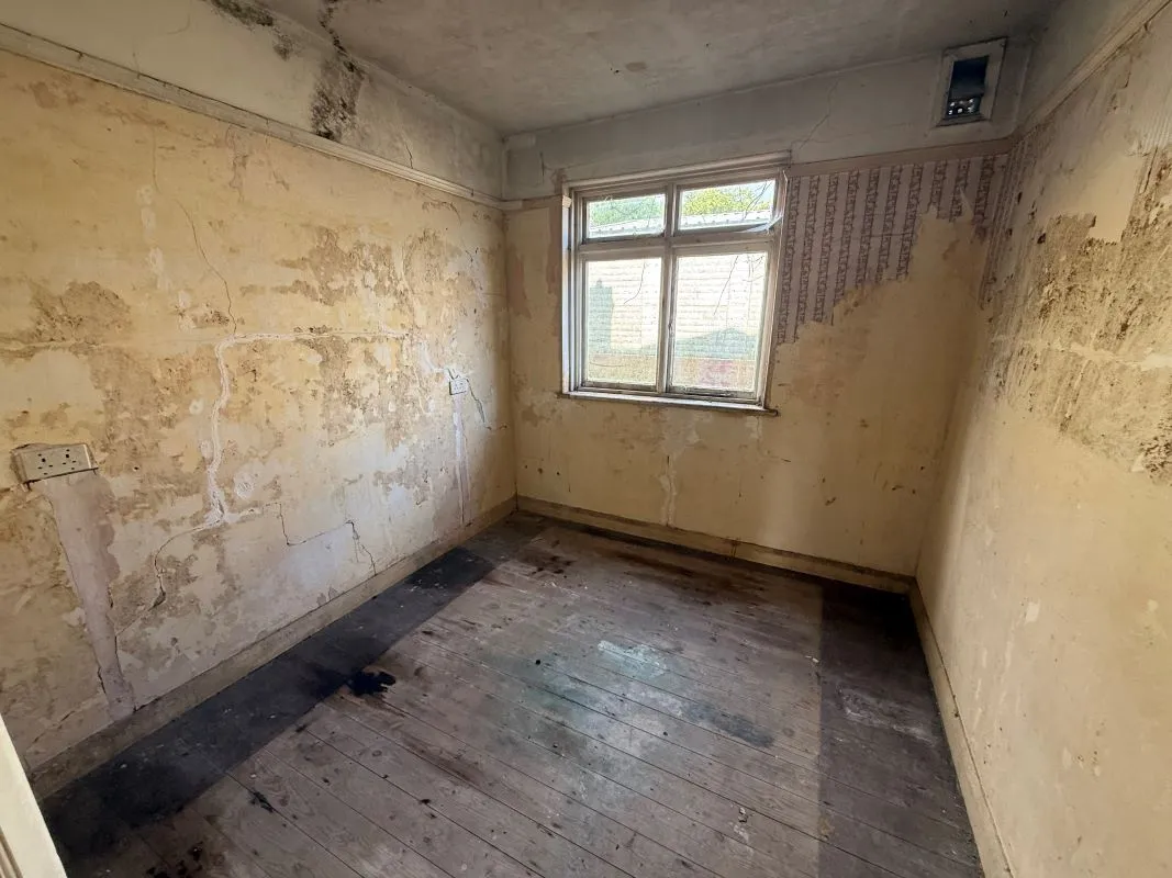 Sheffield, South Yorkshire, S8 8PB - Online Auctions
