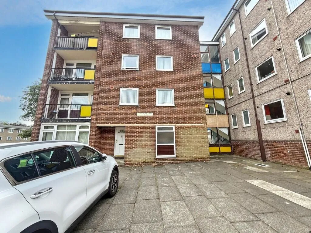 Gateshead, Tyne And Wear, NE10 0BN - Online Auctions