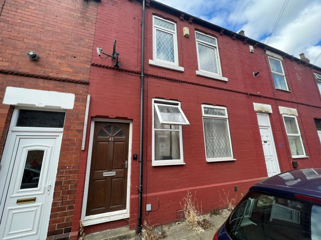 Hemsworth, Pontefract, West Yorkshire, WF9 4QN - Online Auctions