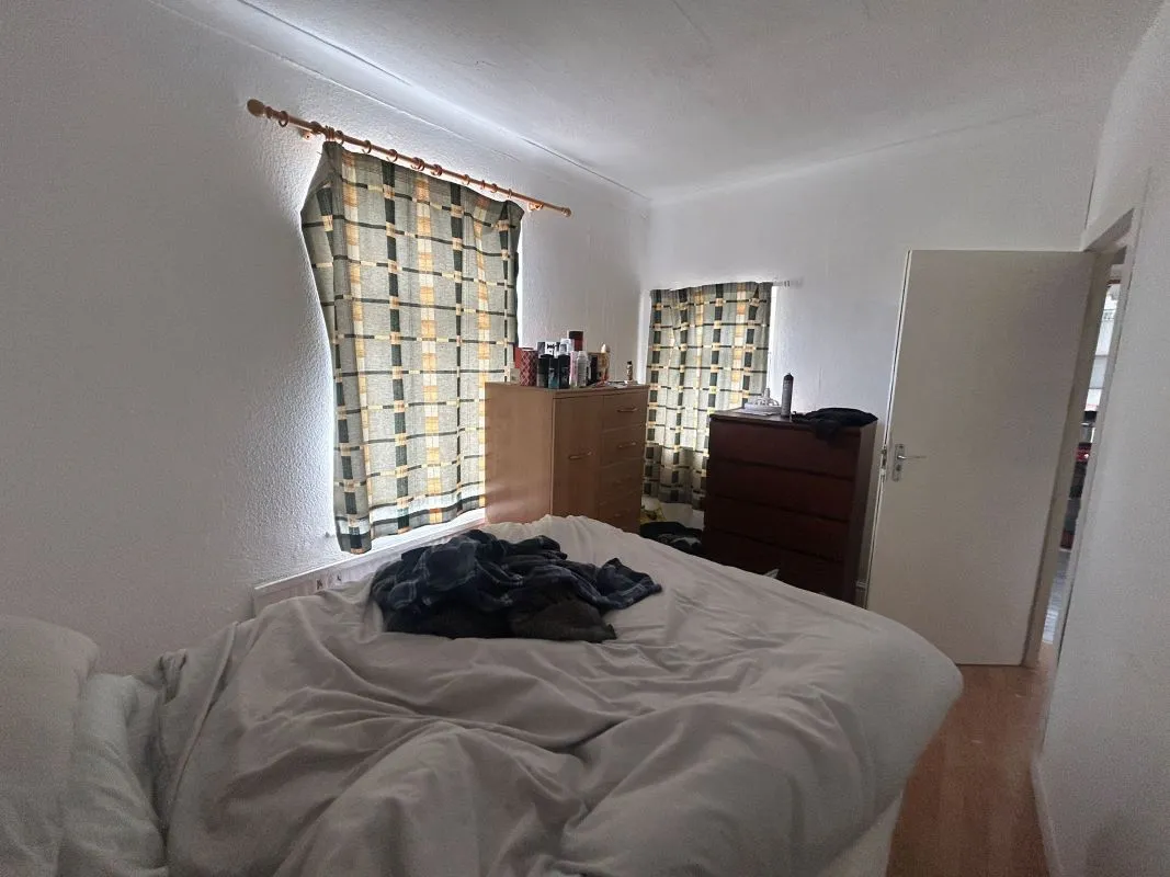 Stocksbridge, Sheffield, South Yorkshire, S36 1FW - Online Auctions