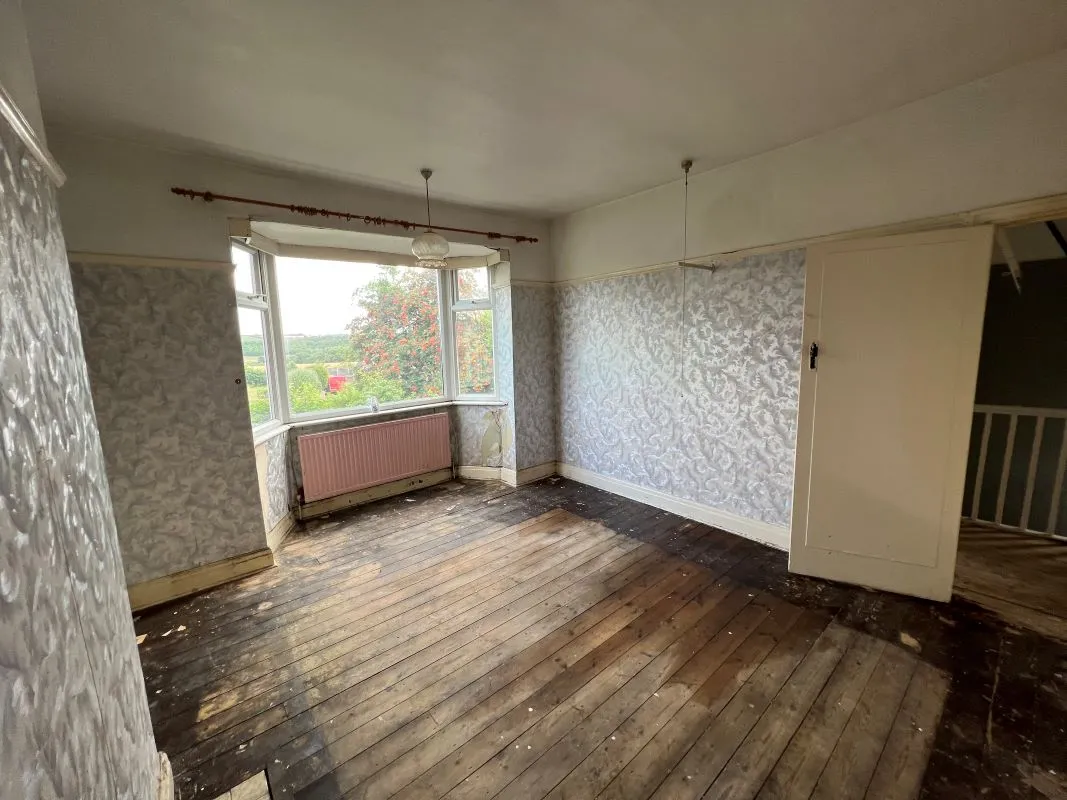 Darfield, Barnsley, South Yorkshire, S73 9AP - Online Auctions
