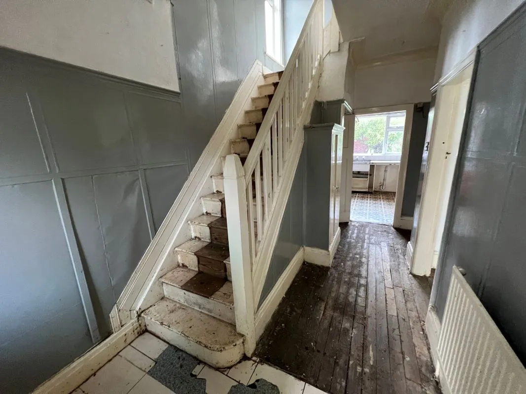 Darfield, Barnsley, South Yorkshire, S73 9AP - Online Auctions