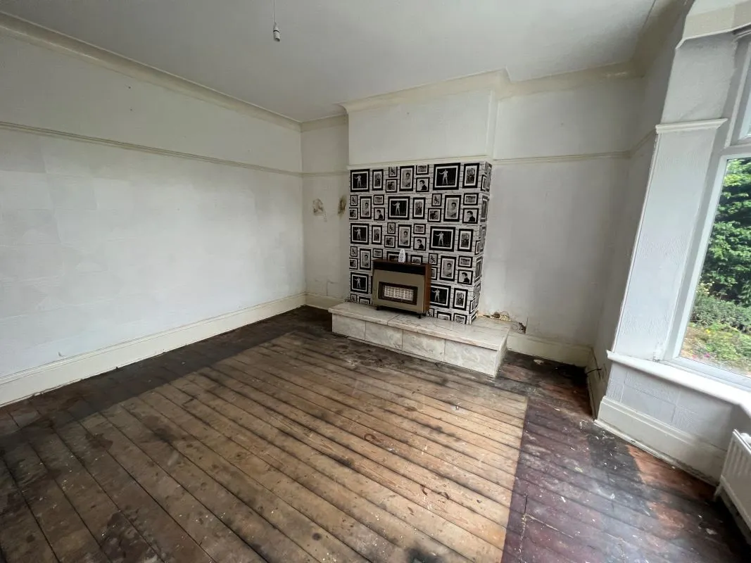 Darfield, Barnsley, South Yorkshire, S73 9AP - Online Auctions