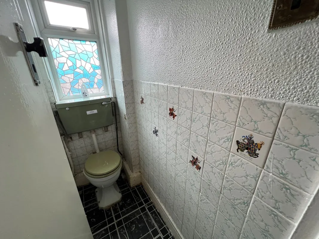 Darfield, Barnsley, South Yorkshire, S73 9AP - Online Auctions