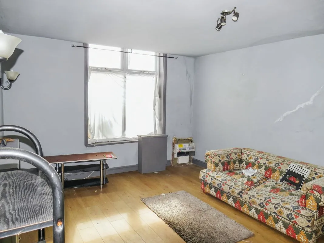 Blackpool, Lancashire, FY1 6JU - Online Auctions
