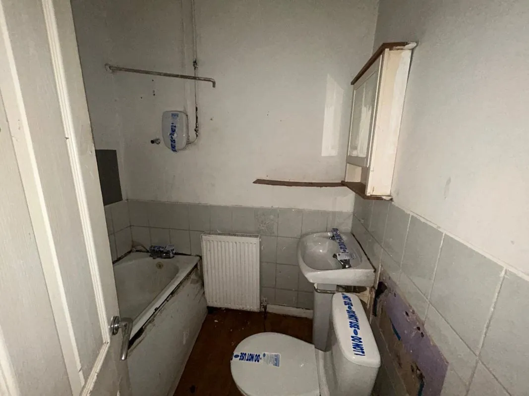 Rotherham, South Yorkshire, S61 1DA - Online Auctions