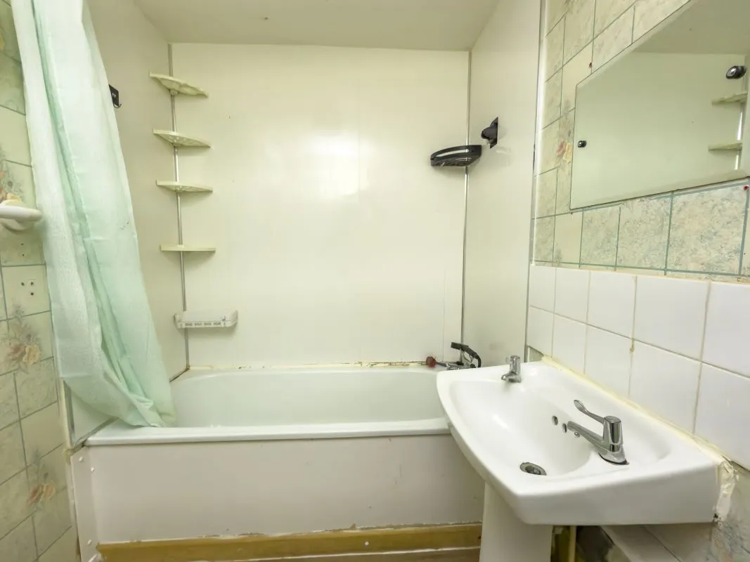 Benwell Grange, Newcastle upon Tyne, Tyne and Wear, NE15 6RZ - Online Auctions