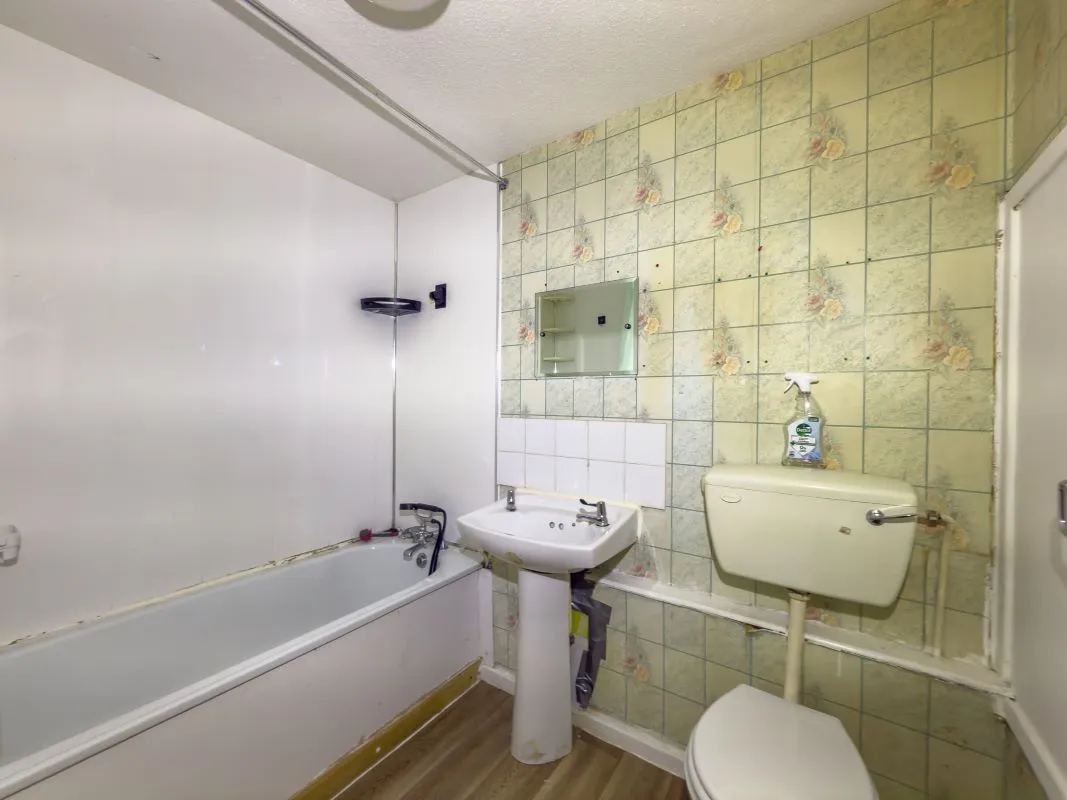 Benwell Grange, Newcastle upon Tyne, Tyne and Wear, NE15 6RZ - Online Auctions