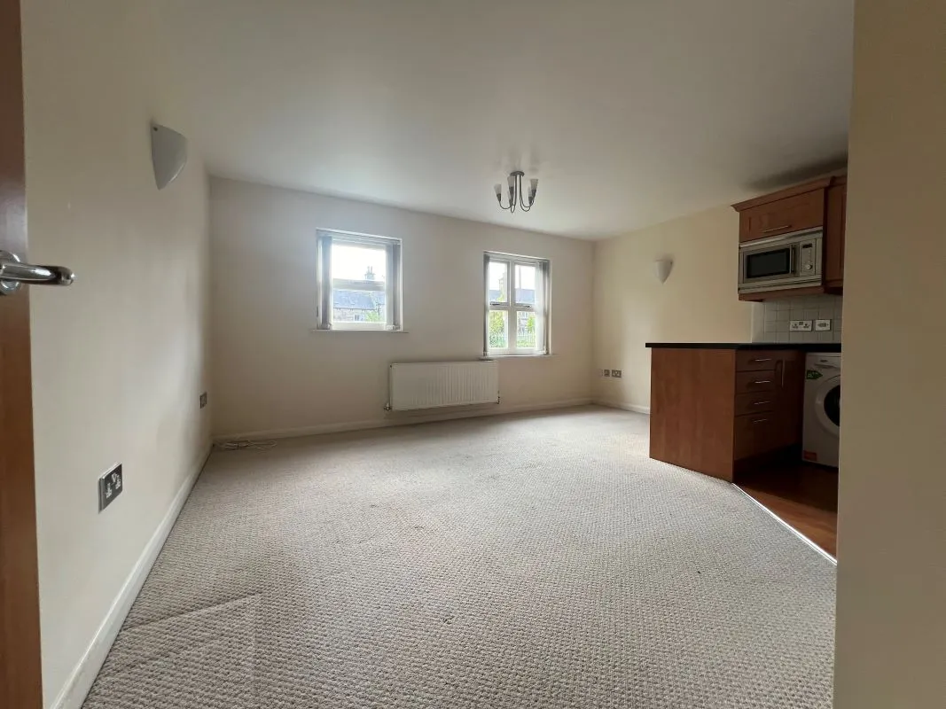 Sheffield, South Yorkshire, S17 4AZ - Online Auctions