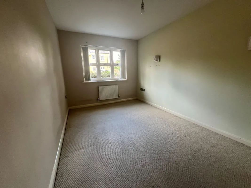 Sheffield, South Yorkshire, S17 4AZ - Online Auctions