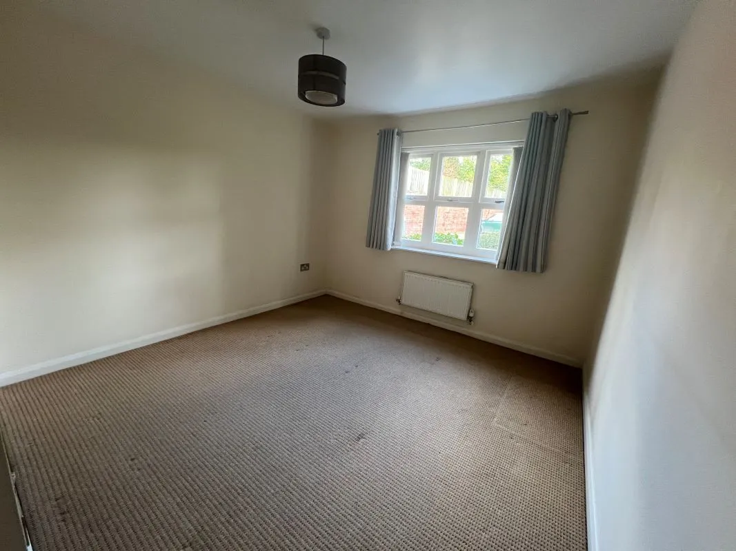 Sheffield, South Yorkshire, S17 4AZ - Online Auctions