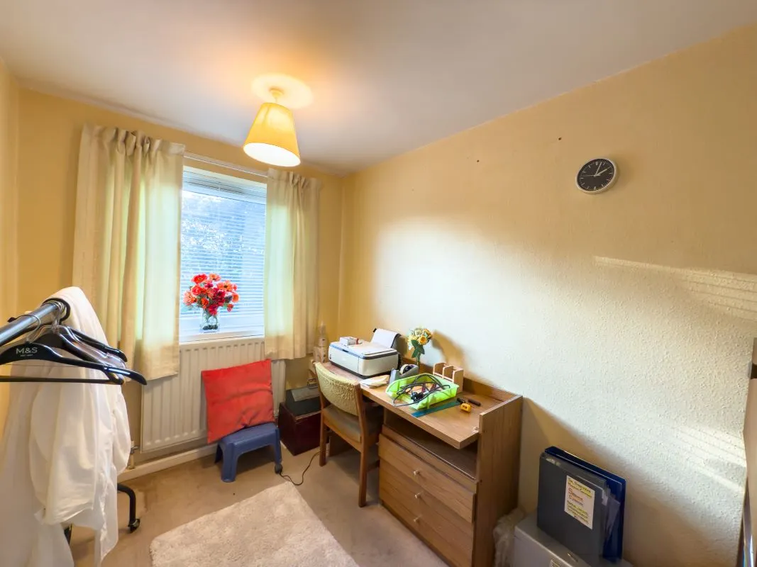 Gateshead, Tyne And Wear, NE10 0BN - Online Auctions