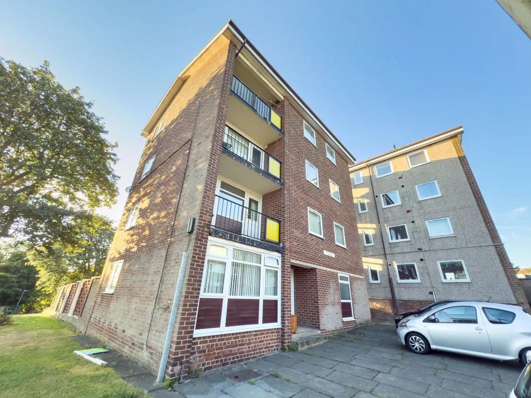 Gateshead, Tyne And Wear, NE10 0BN - Online Auctions