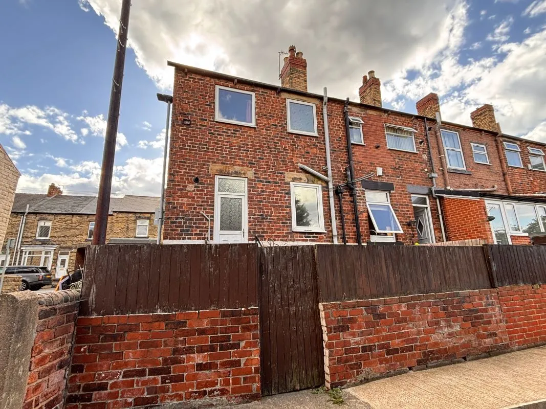 Wombwell, Barnsley, South Yorkshire, S73 8HE - Online Auctions