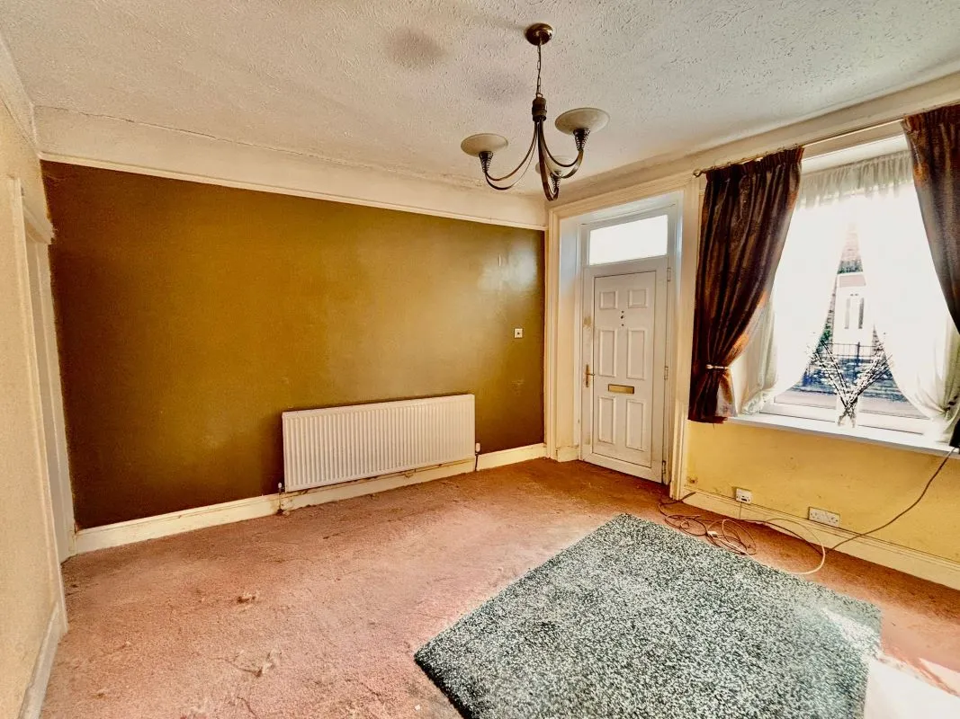 Wombwell, Barnsley, South Yorkshire, S73 8HE - Online Auctions