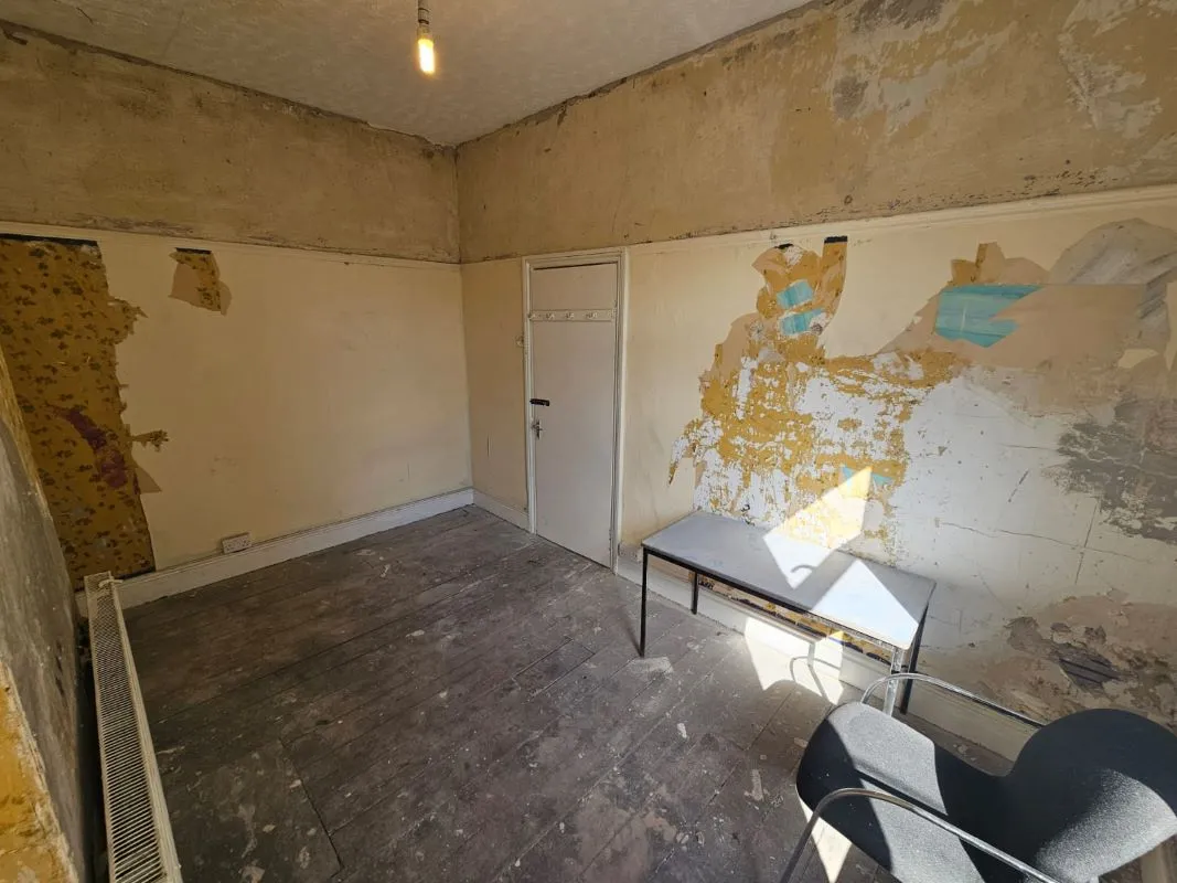 Blackpool, Lancashire, FY1 6AB - Online Auctions