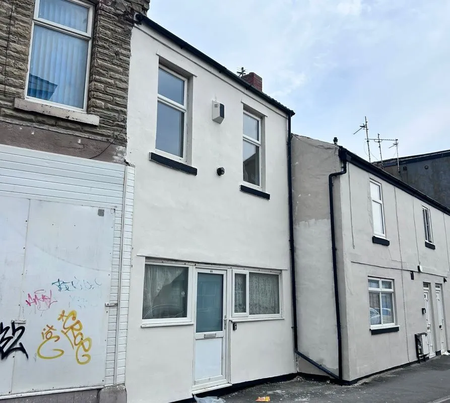 Blackpool, Lancashire, FY1 6AB - Online Auctions