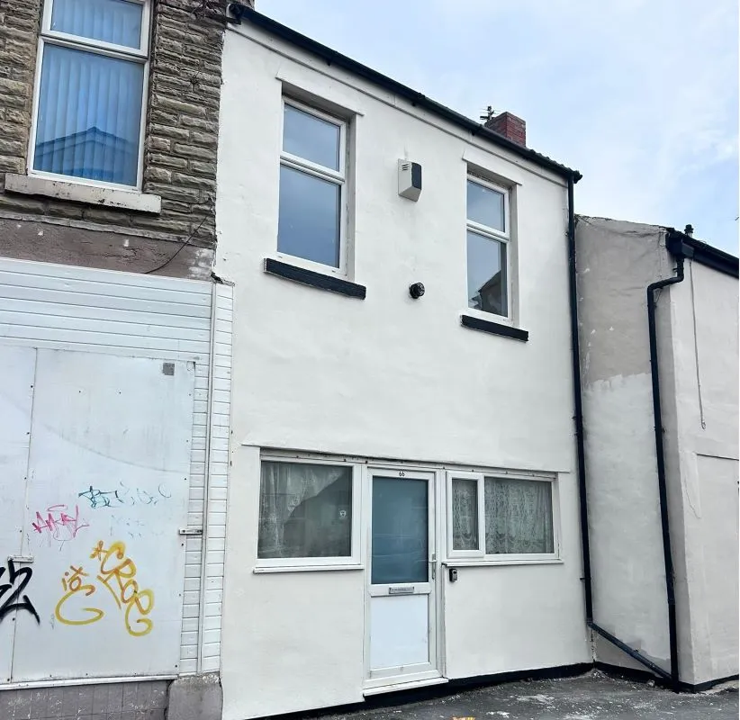 Blackpool, Lancashire, FY1 6AB - Online Auctions