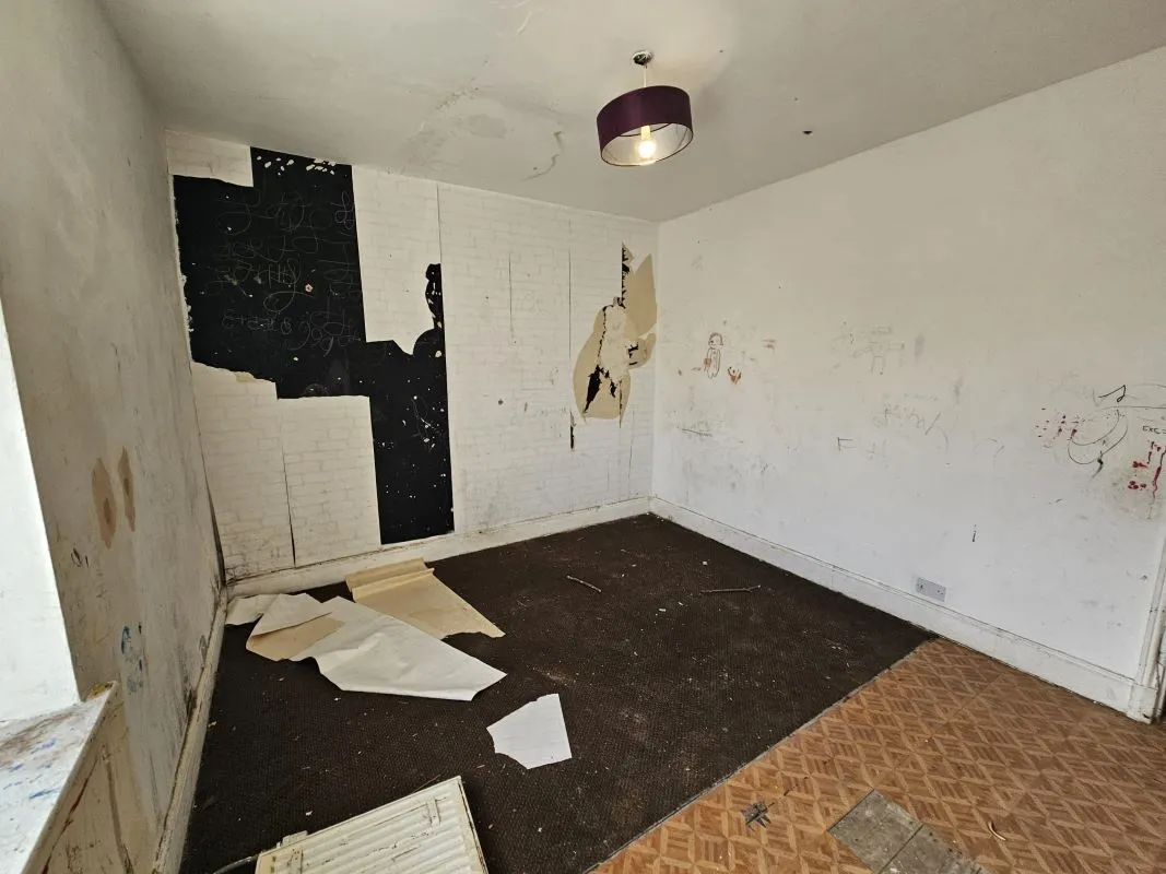 Burnley, Lancashire, BB11 4QD - Online Auctions