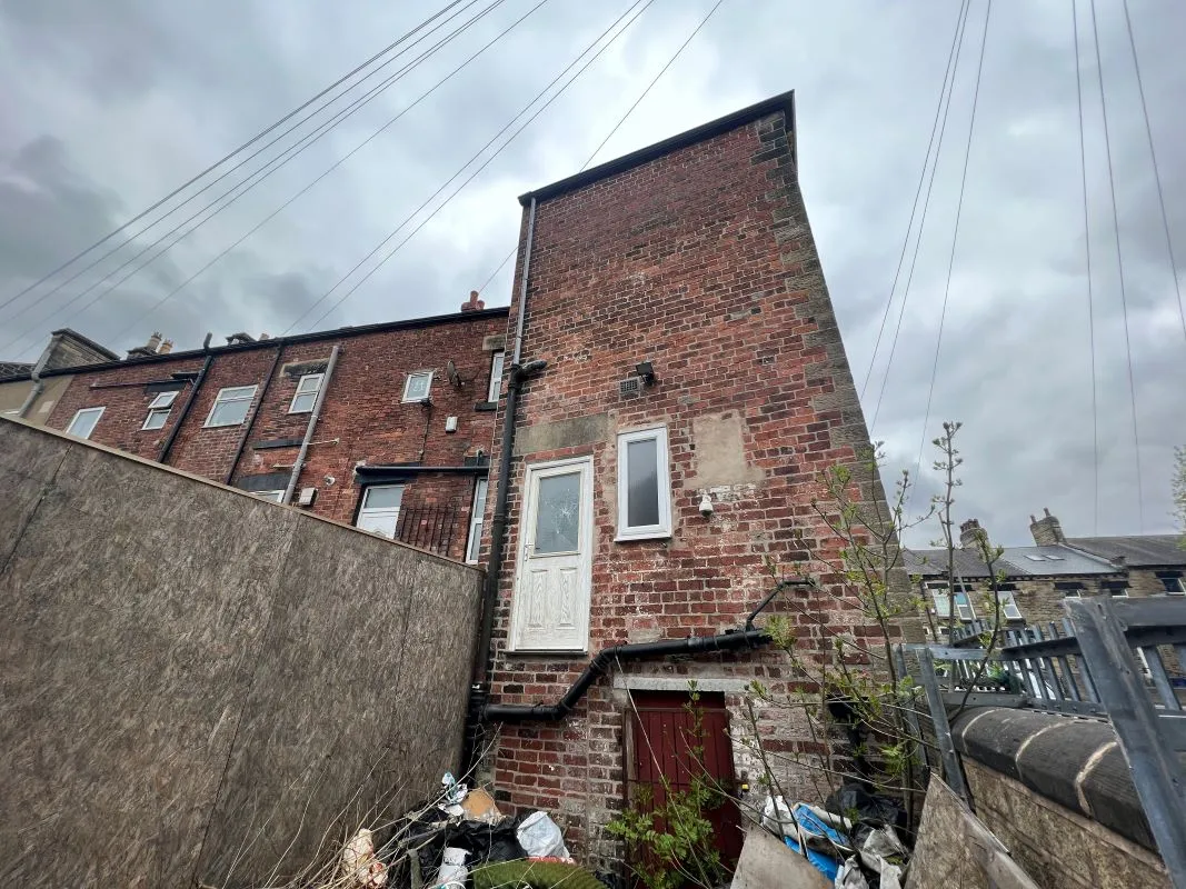 Barnsley, South Yorkshire, S70 4PD - Online Auctions