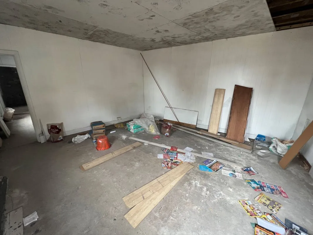 Barnsley, South Yorkshire, S70 4PD - Online Auctions