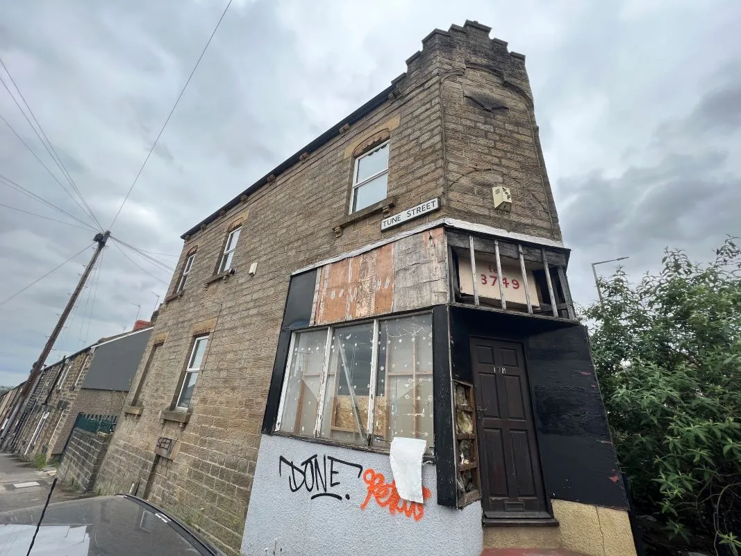 Barnsley, South Yorkshire, S70 4PD - Online Auctions