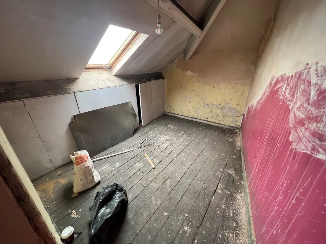 Barnsley, South Yorkshire, S70 4PD - Online Auctions