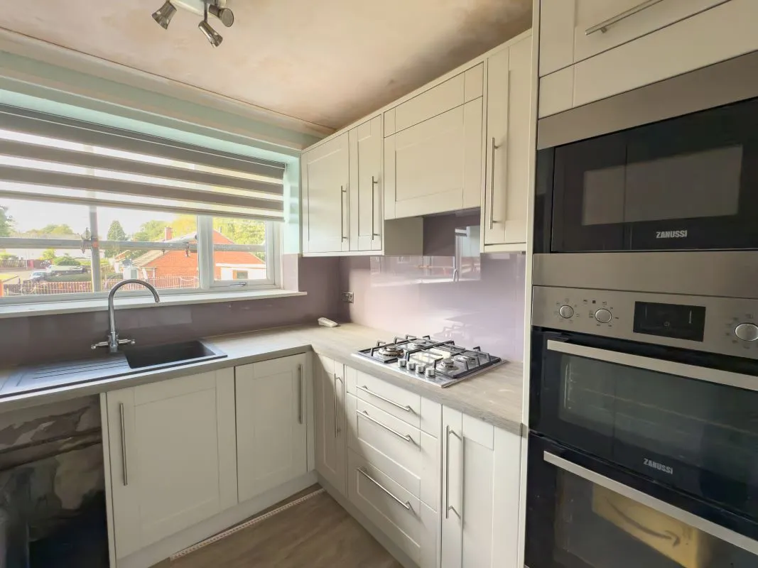 Gateshead, Tyne And Wear, NE10 8RT - Online Auctions