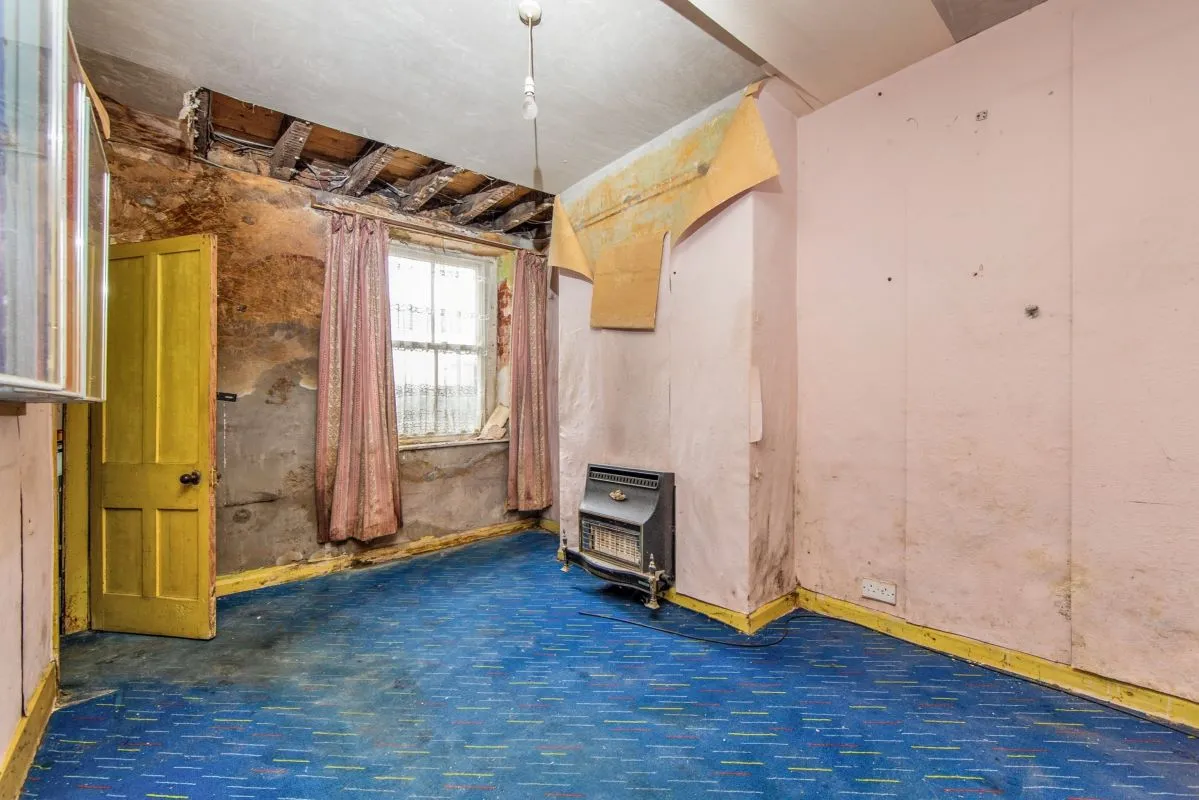 Millom, Cumbria, LA18 4BL - Online Auctions