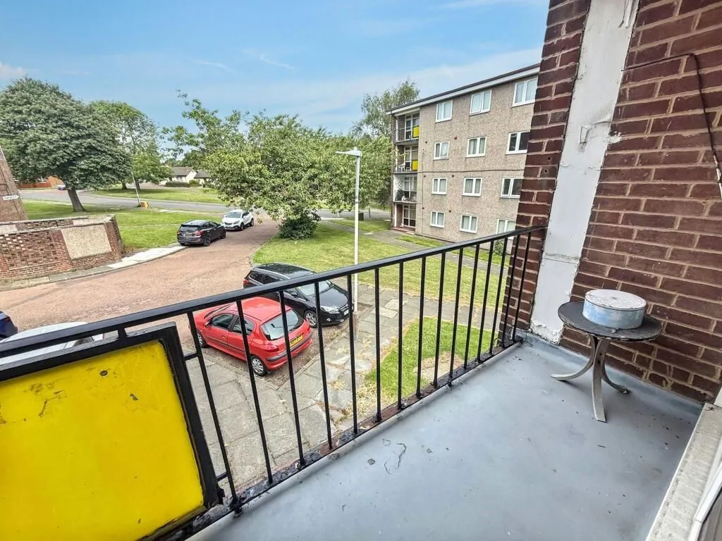Gateshead, Tyne And Wear, NE10 0BN - Online Auctions