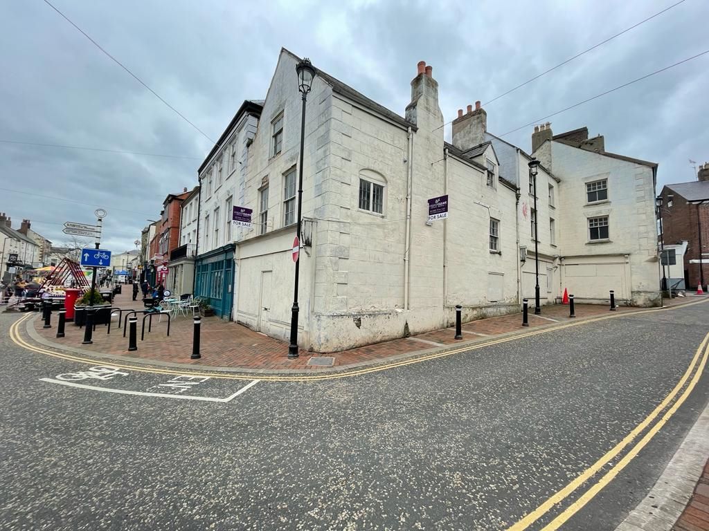 Holywell, Clwyd, CH8 7LH - Online Auctions