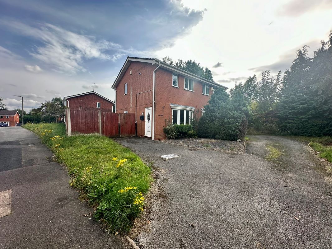 Stafford, Staffordshire, ST17 9JY - Online Auctions