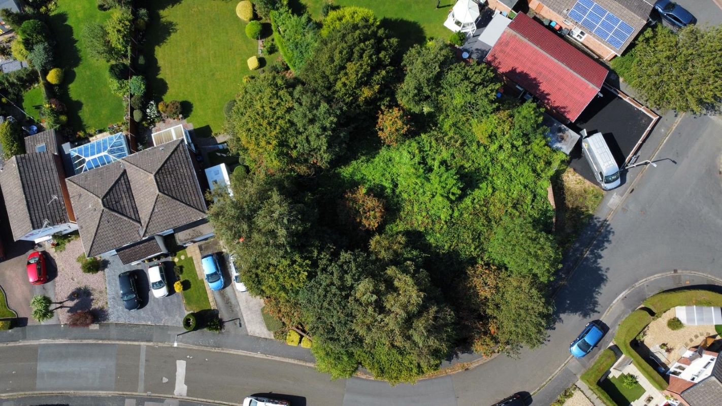 Neston, Merseyside, CH64 0TT - Online Auctions
