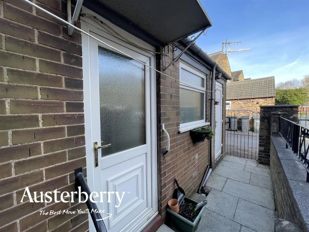 Stoke-On-Trent, Staffordshire, ST4 3AT - Online Auctions