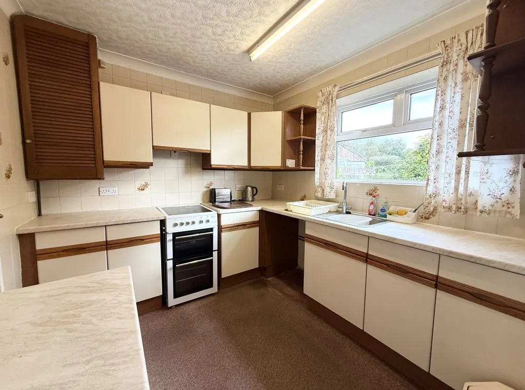 Stoke-On-Trent, Staffordshire, ST3 6EA - Online Auctions