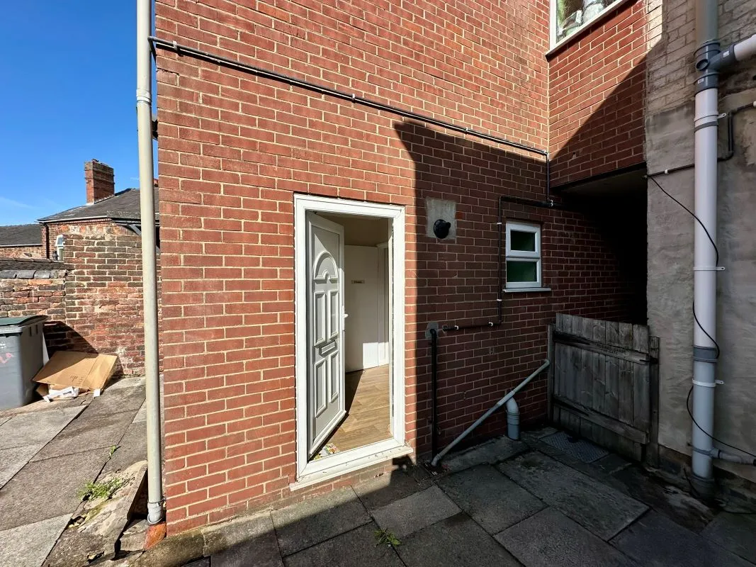 Stoke-On-Trent, Staffordshire, ST2 9AU - Online Auctions