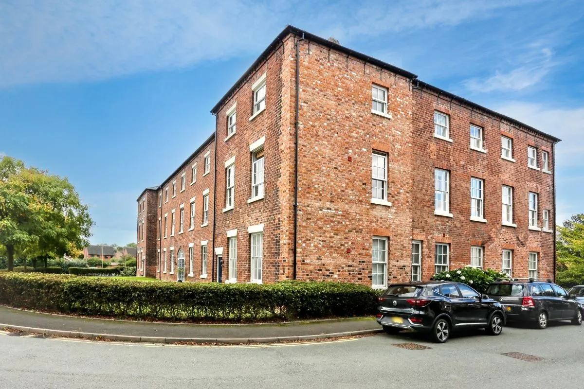 The Chestnuts, Shrewsbury, Shropshire, SY5 6JG - Online Auctions