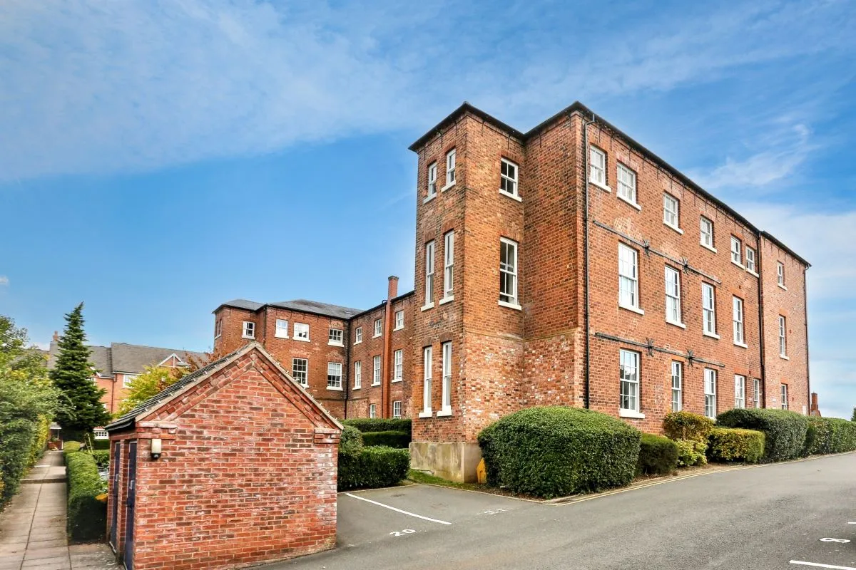 The Chestnuts, Shrewsbury, Shropshire, SY5 6JG - Online Auctions
