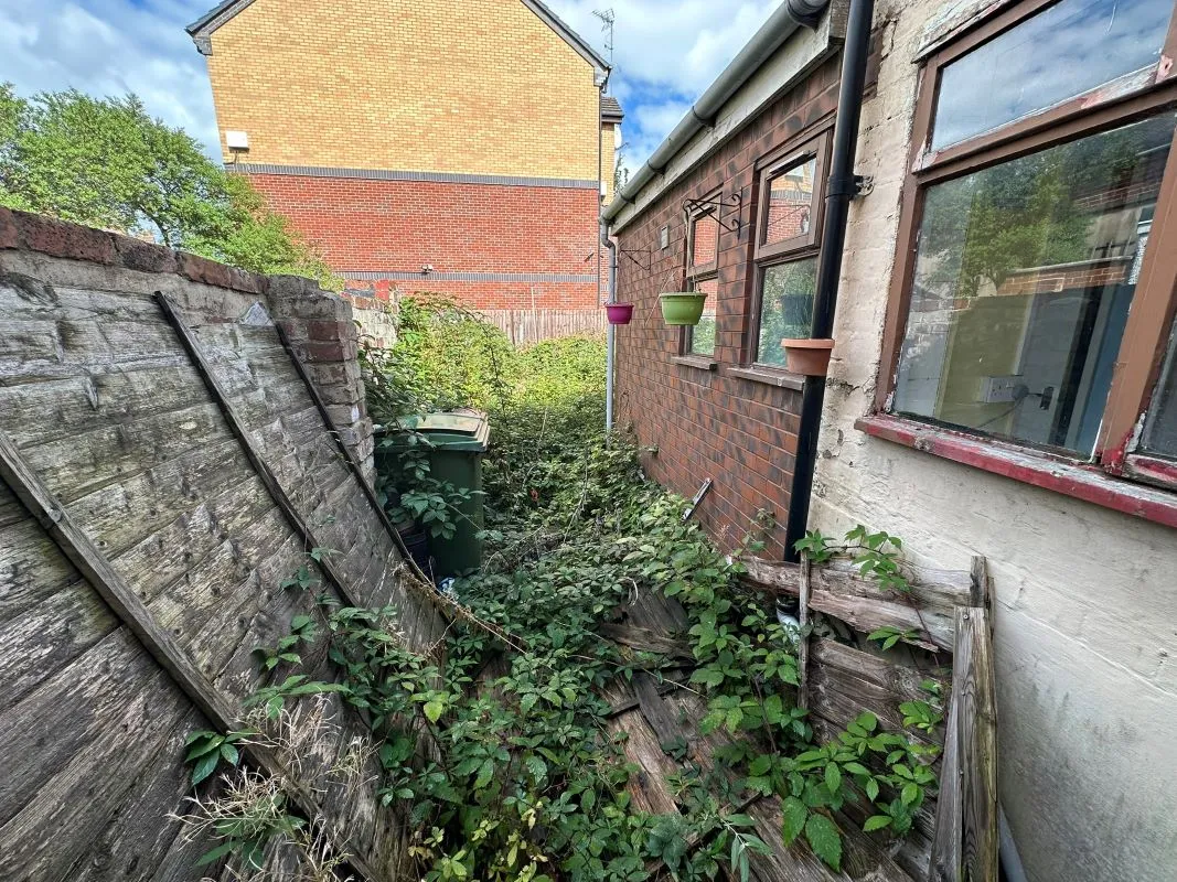 Stafford, Staffordshire, ST16 2RH - Online Auctions