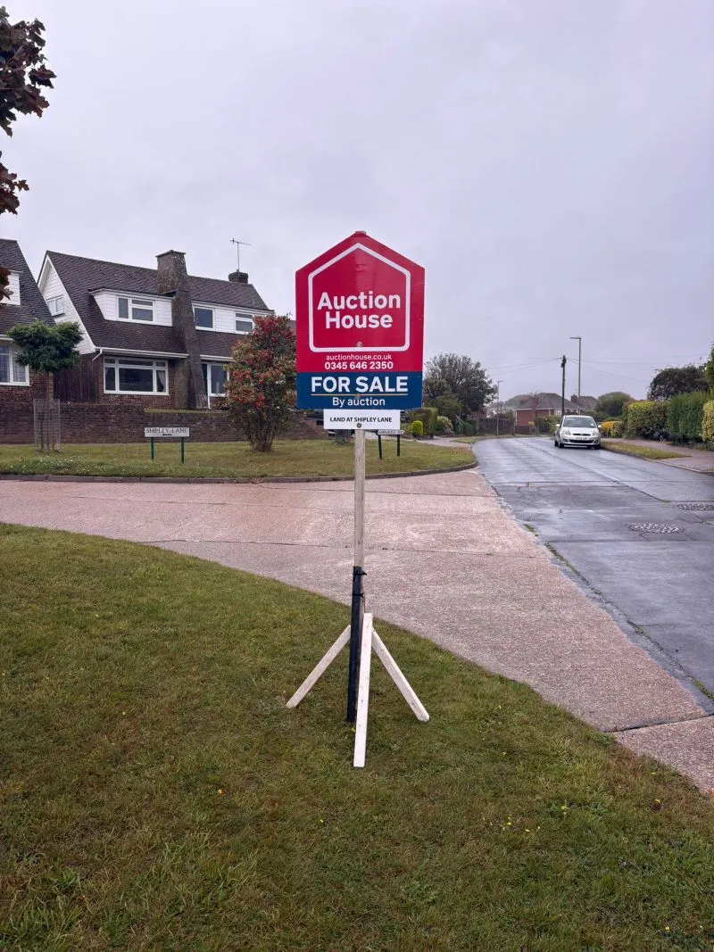 Land, Bexhill-On-Sea, East Sussex, TN39 3SR - Online Auctions